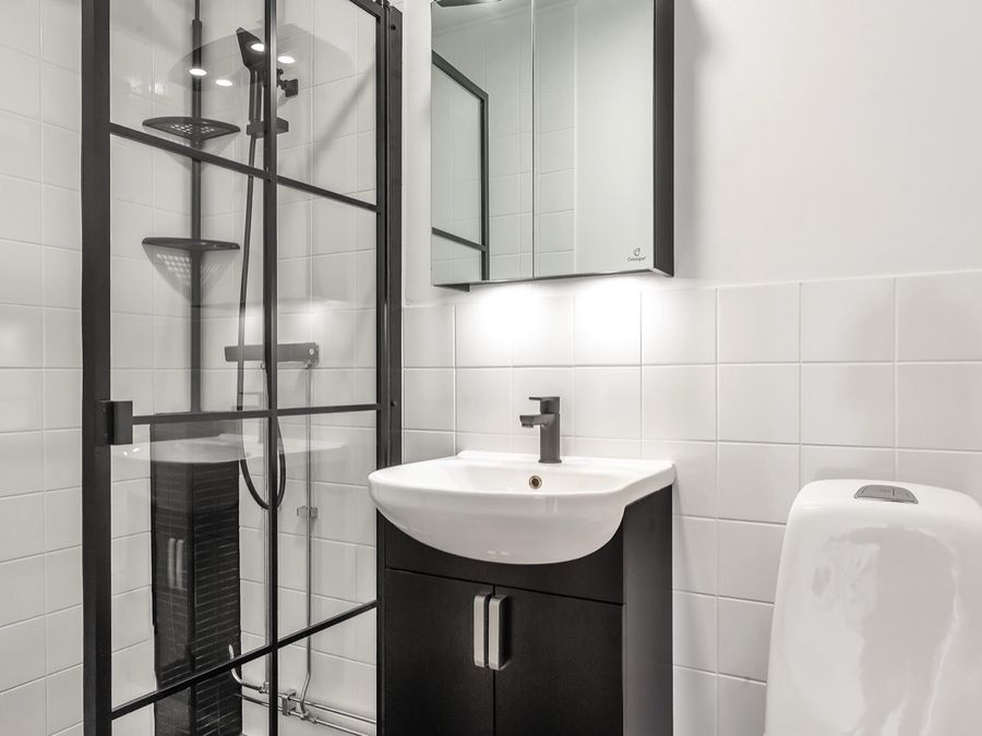 Takrenovering, Täby, bild 12