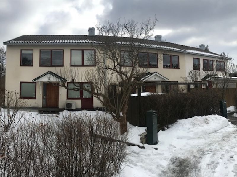 Takomläggning, Farsta
