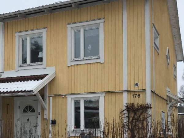 Fasadmålning, Vällingby