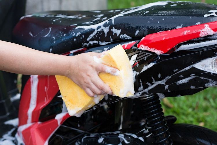 Mùa dịch bảo quản xe máy như thế nào để không bị hỏng?