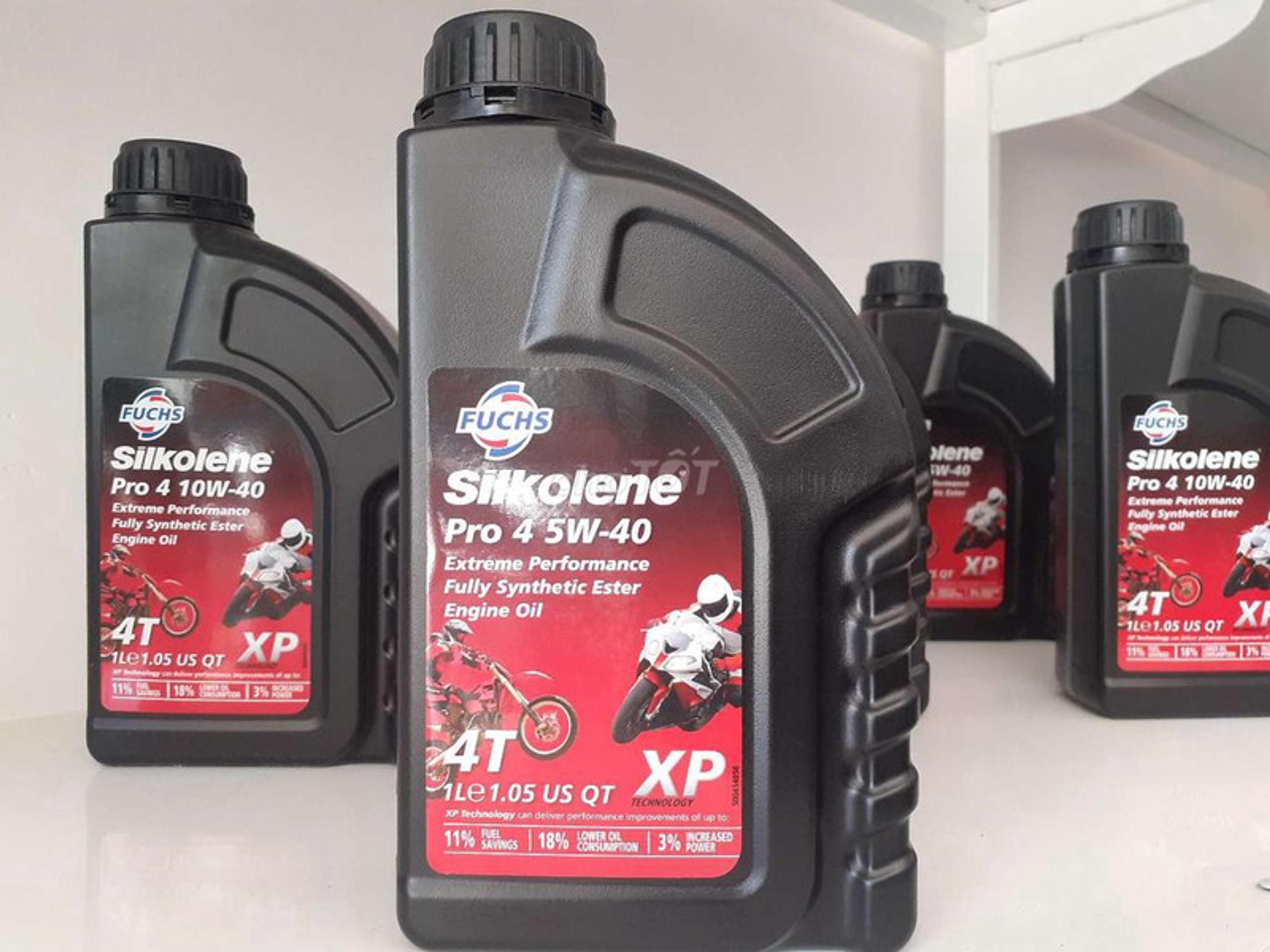 Giá bán dầu nhớt Fuchs Silkolene Pro 5w40 đắt hơn 10W40
