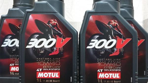 Xe phân khối lớn phù hợp với dầu nhớt Motul nào?