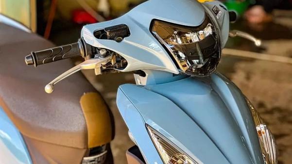 Hướng dẫn tất tần tật thay bình xe Vision tại nhà đơn giản