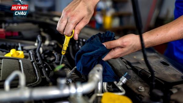 Bảo dưỡng xe ô tô toàn diện với các sản phẩm AMSOIL