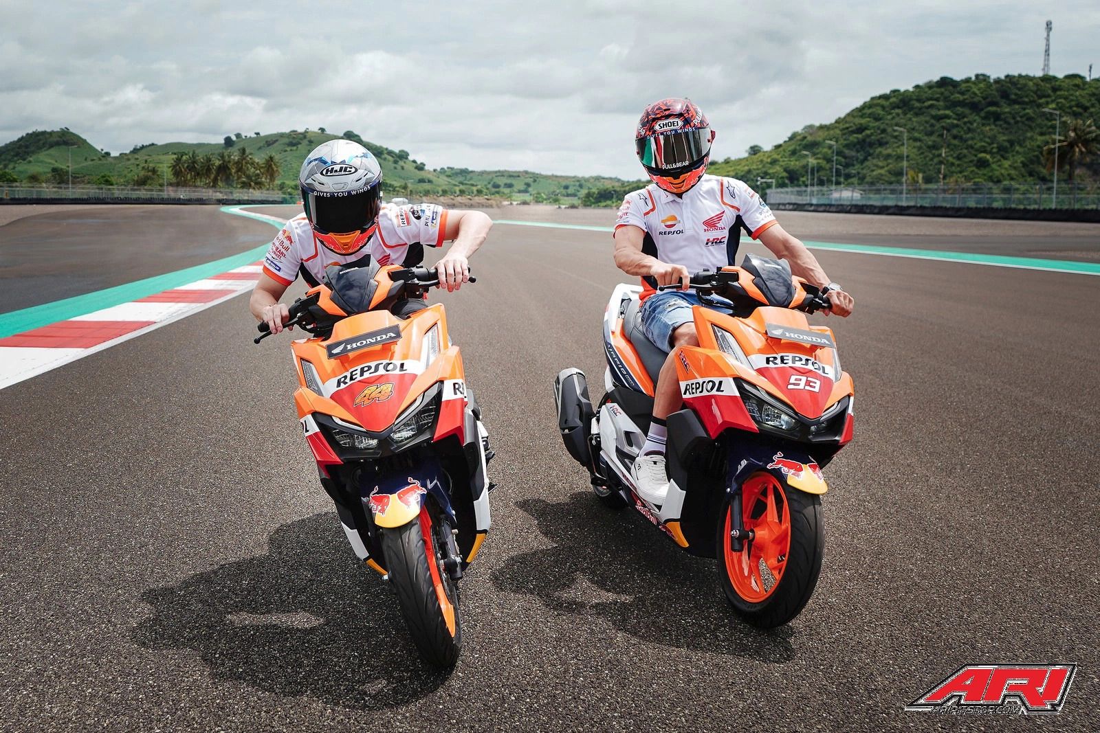 Cận cảnh phiên bản Honda Vario 160 Repsol đầu tiên tại Việt Nam