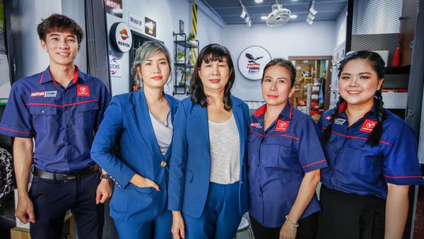 Chiến lược “lấn sân" thị trường dầu nhớt Việt của Repsol