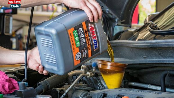 Lựa chọn thay nhớt xe Vios cho động cơ bền bỉ