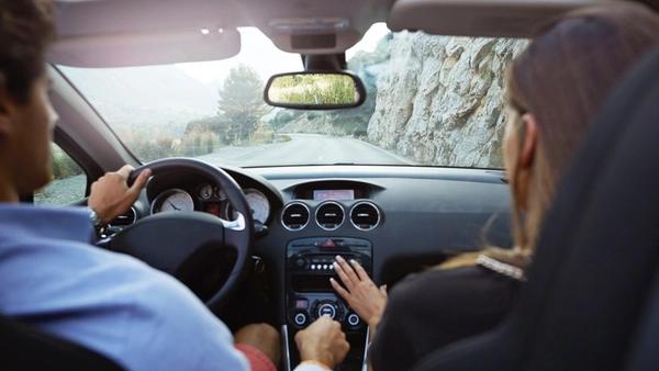 Mách bạn 9 bí quyết tiết kiệm nhiên liệu cho xe ô tô chỉ có tài xế lâu năm mới biết