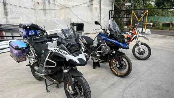 Tìm hiểu nguyên nhân xe máy bị rung đầu khi lái xe