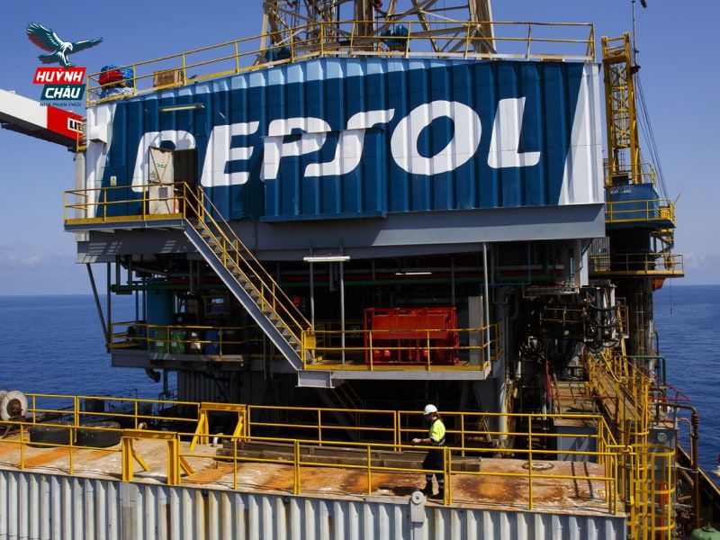 Những điều chưa biết về thiết kế của chai dầu nhớt xe máy Repsol