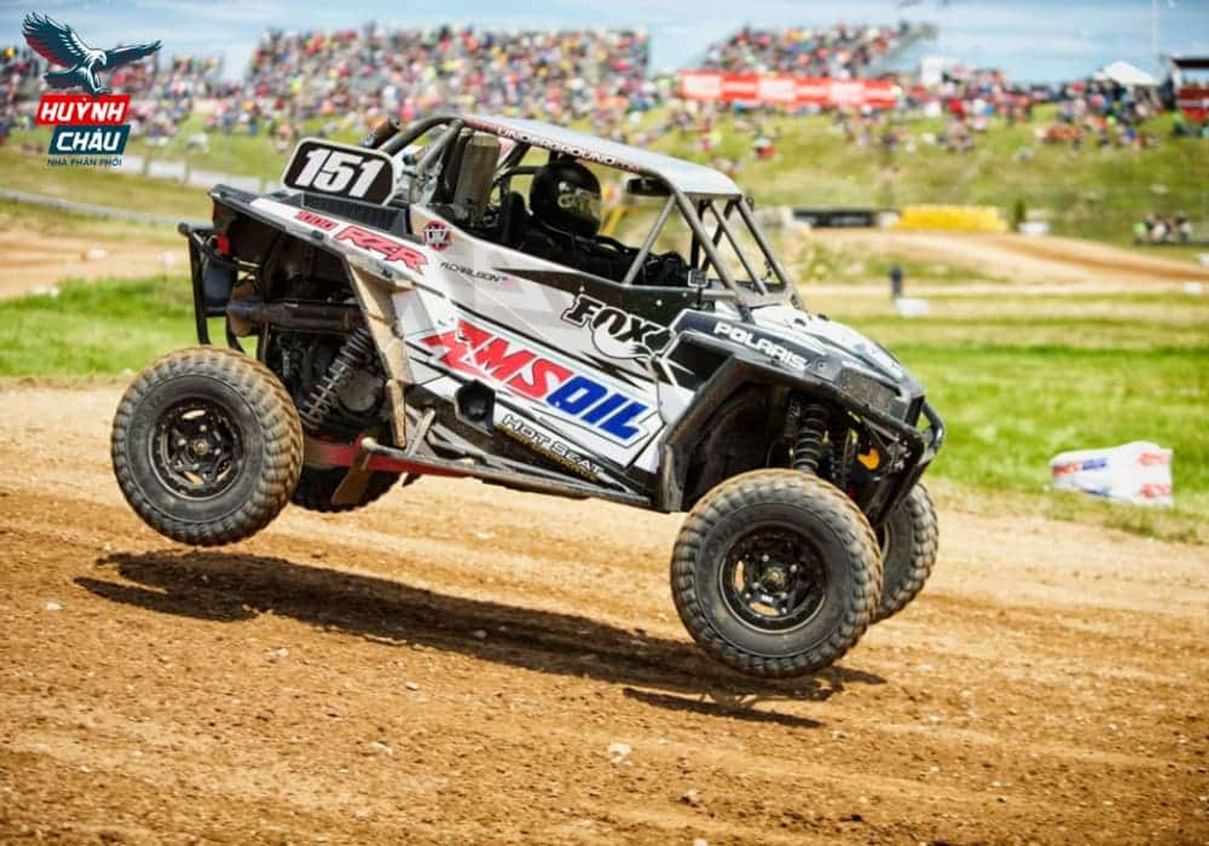 Chọn nhớt tổng hợp AMSOIL Synthetic 10w40 là người bạn đồng hành cho xe ATV/UTV