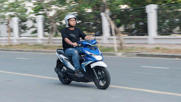 Thay nhớt cho xe đang chạy roda và những sai lầm thường gặp