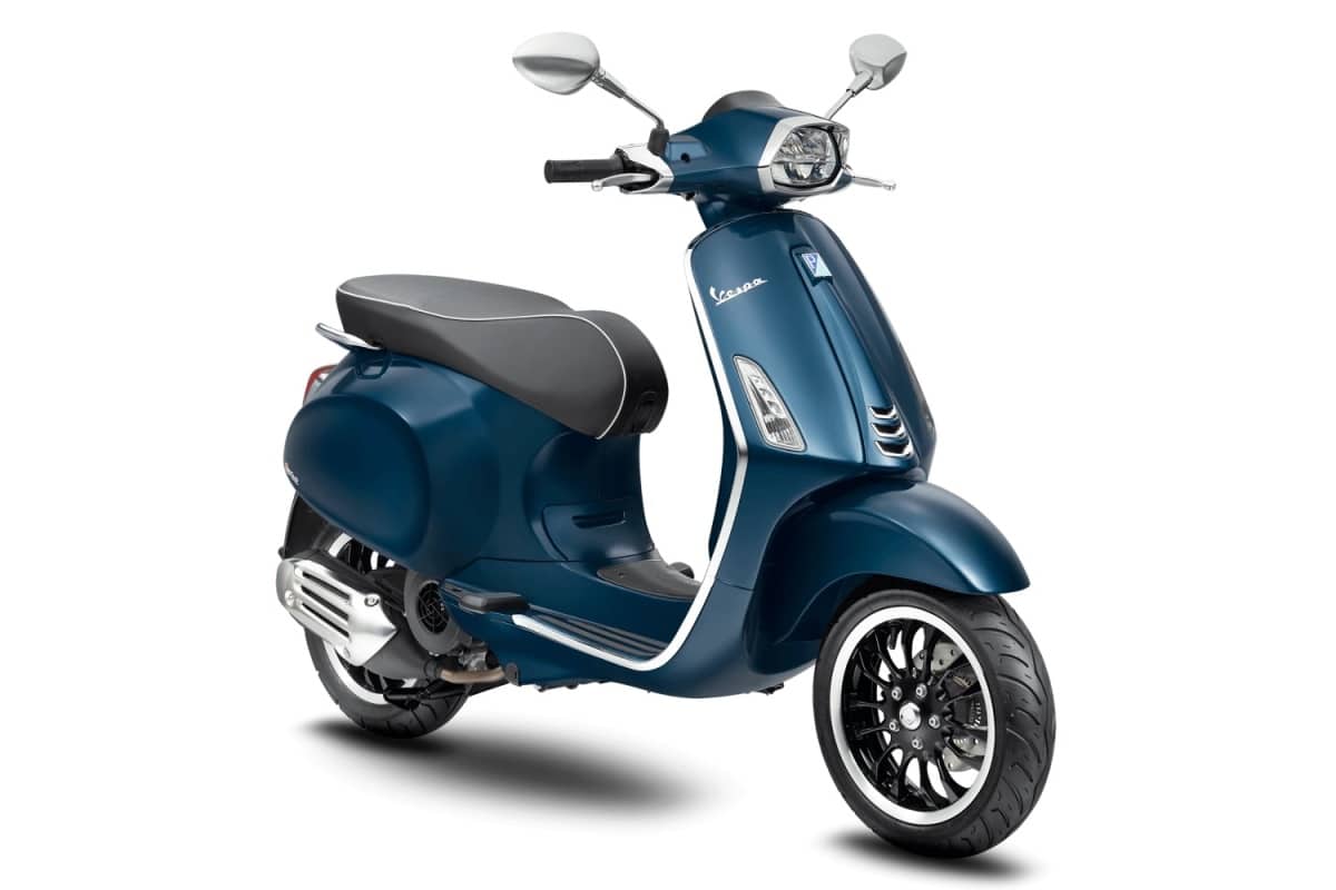 Dung tích nhớt lap Vespa Sprint bao nhiêu? Nên thay nhớt lap loại nào cho xe Vespa Sprint?