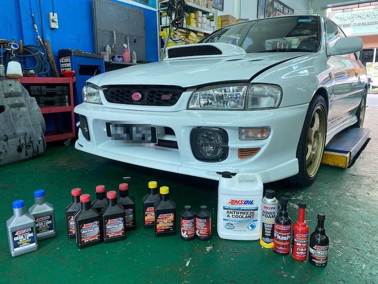 Khắc phục hiệu suất động cơ xe hơi thể thao của bạn với các bước đơn giản