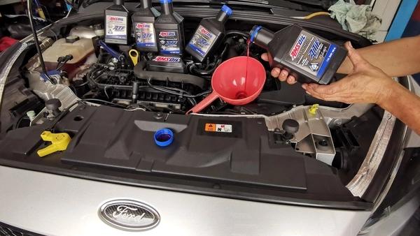 Tư vấn lựa chọn dầu nhớt Amsoil cho xe ô tô của bạn