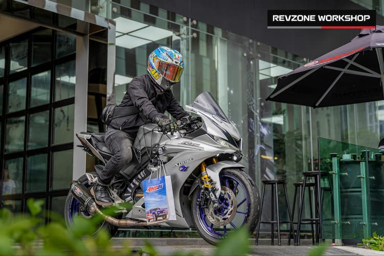 Xe tay côn và xe phân khối lớn có nên chọn nhớt AMSOIL để sử dụng hay không