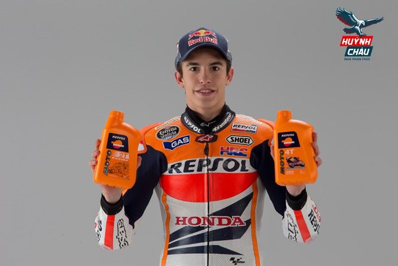 Đi chơi xa, tốc cao chọn dầu nhớt Repsol racing cho êm máy!