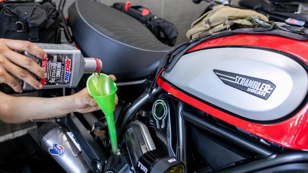 Tác hại của việc chọn nhớt quá đặc: Tưởng máy êm nhưng đang âm thầm phá hỏng động cơ