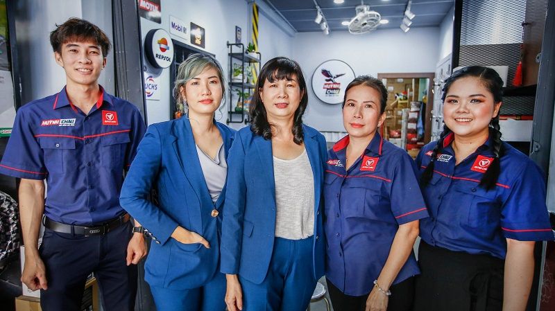 Huỳnh Châu chính thức trở thành nhà phân phối của Repsol tại thị trường Việt Nam