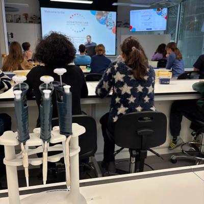 THE 1IB AT THE SCIENTEENS LAB IN BELVAL — photo 1