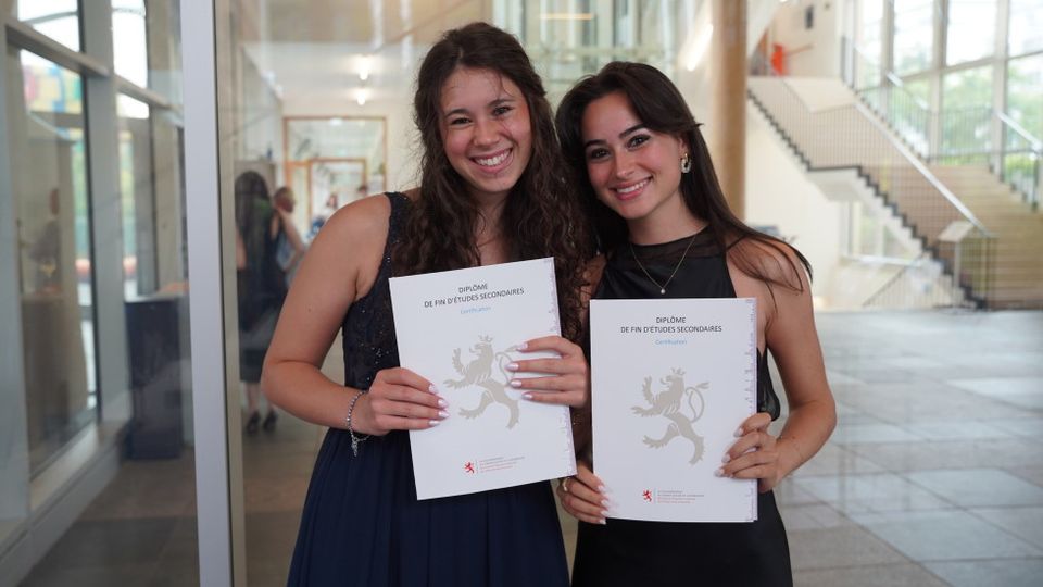 La cérémonie de la remise des diplômes de fin d'études secondaires 2025