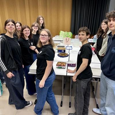 4CLZH1: ATELIERS AVEC D'AUTRES CLASSES - PRÉPARATION DE L'EXPOSITION "10 ANS PROJET DÉVELOPPEMENT" — photo 11