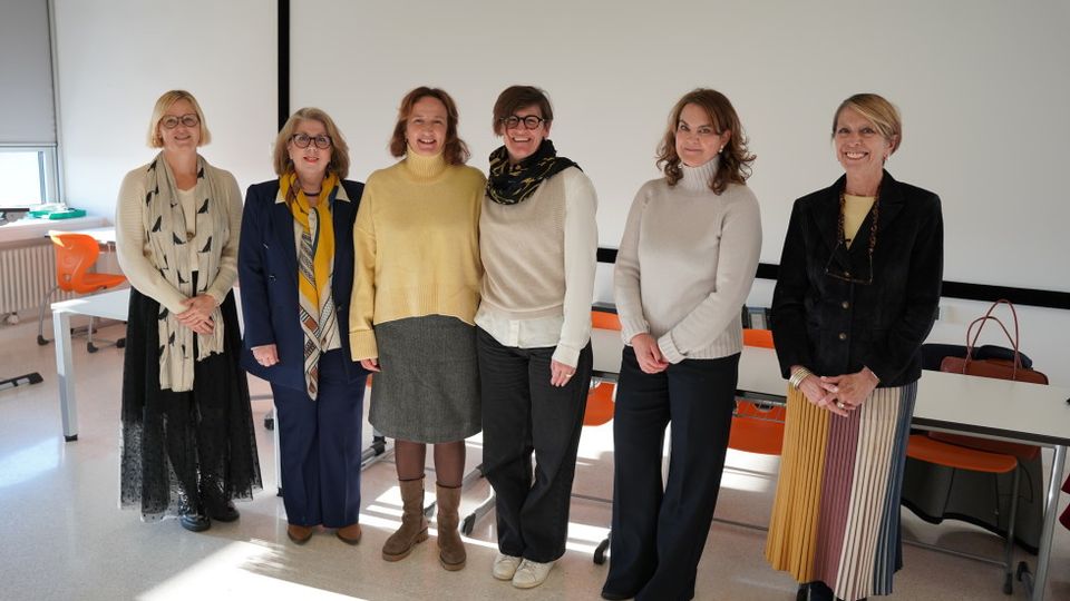 UNESCO - Visite de Mme Lydia Ruprecht à l’Athénée de Luxembourg