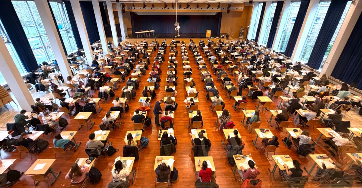OLYMPIADE MATHÉMATIQUES.