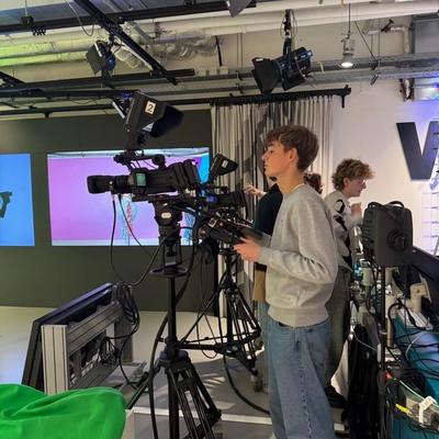 EIS F-SCHÜLER BEIM WDR ZU KÖLN — photo 2