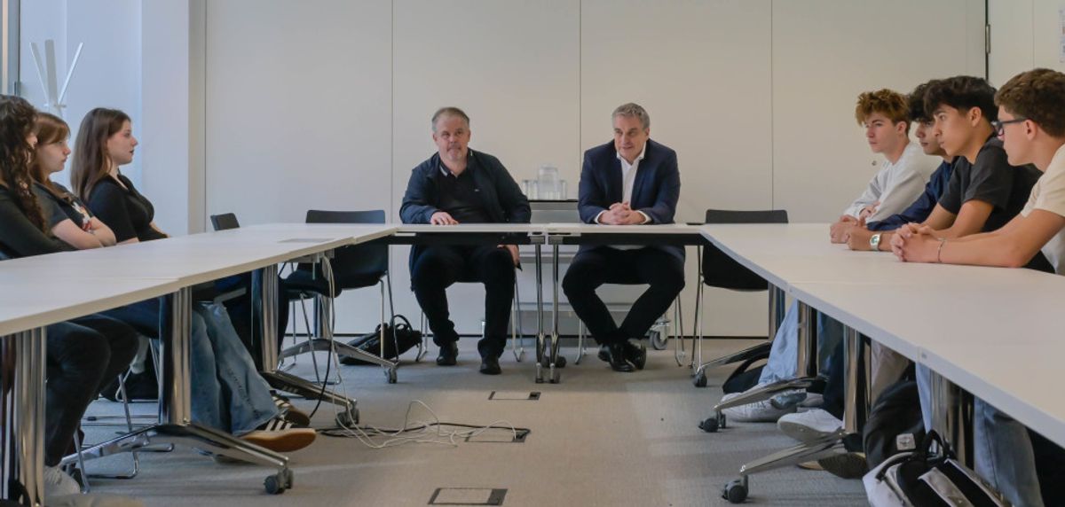 ENTREVUE VUM HÄR MINISTER CLAUDE MEISCH MAT DER 4C7, GEWËNNER VUM CONCOURS VUN DER BPB.