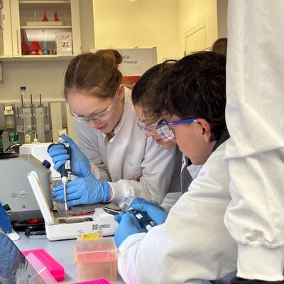 THE 1IB AT THE SCIENTEENS LAB IN BELVAL — photo 5