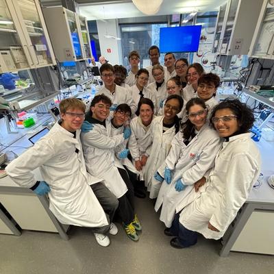 THE 1IB AT THE SCIENTEENS LAB IN BELVAL — photo 4