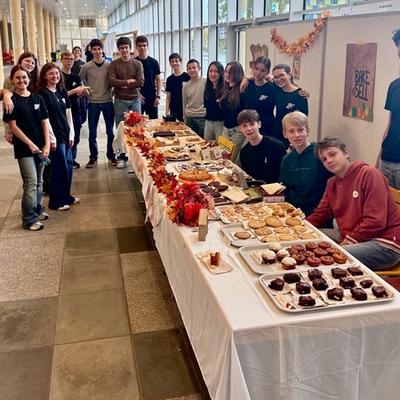 4CLZH1: ATELIERS AVEC D'AUTRES CLASSES - PRÉPARATION DE L'EXPOSITION "10 ANS PROJET DÉVELOPPEMENT" — photo 19