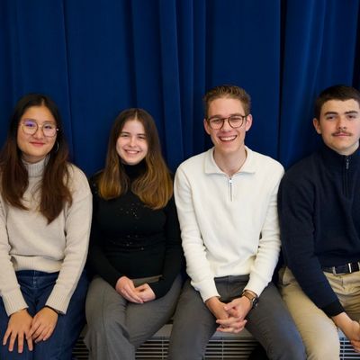 PARTICIPATION DES ÉLÈVES DE NOTRE SECTION R À LA SÉANCE DE DEBRIEFING SUR LES RÉSULTATS DE LA COP30 — photo 4