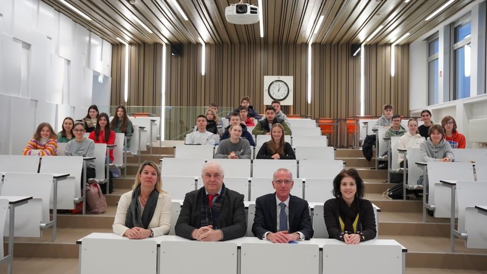 4C4-Visite de M. Charles Goerens, député européen