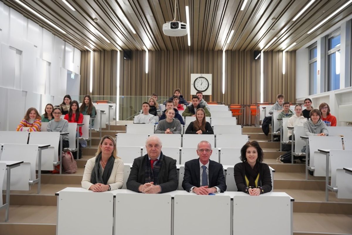 4C4-Visite de M. Charles Goerens, député européen