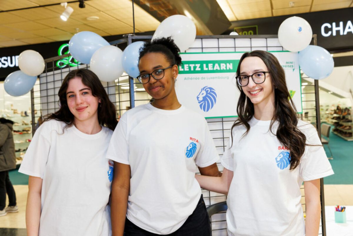 Le prix du public pour la mini-entreprise LetzLearn.