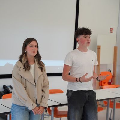 4C7: 1erPRIX DU CONCOURS SUR L'ÉDUCATION POLITIQUE — photo 6