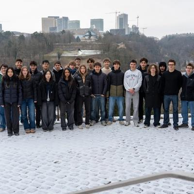 3B1 OP VISITE AM AUSSEMINISTÈRE — photo 2