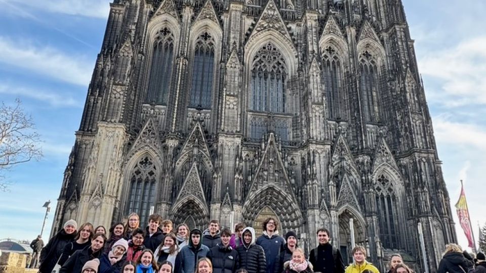 EIS F-SCHÜLER BEIM WDR ZU KÖLN