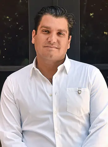 Photo of Andres Isaias, Founder & CEO | Principal Partner