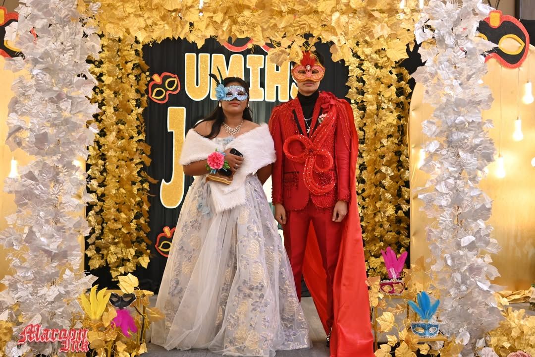 MASKS AND MEMORIES | Junior and Senior Promenade 2026 Shines at Apo View...