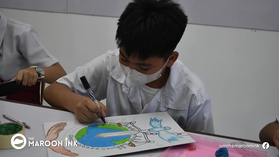 UMIHS NEWS | UMians compete in the poster making and quiz bee competitio...