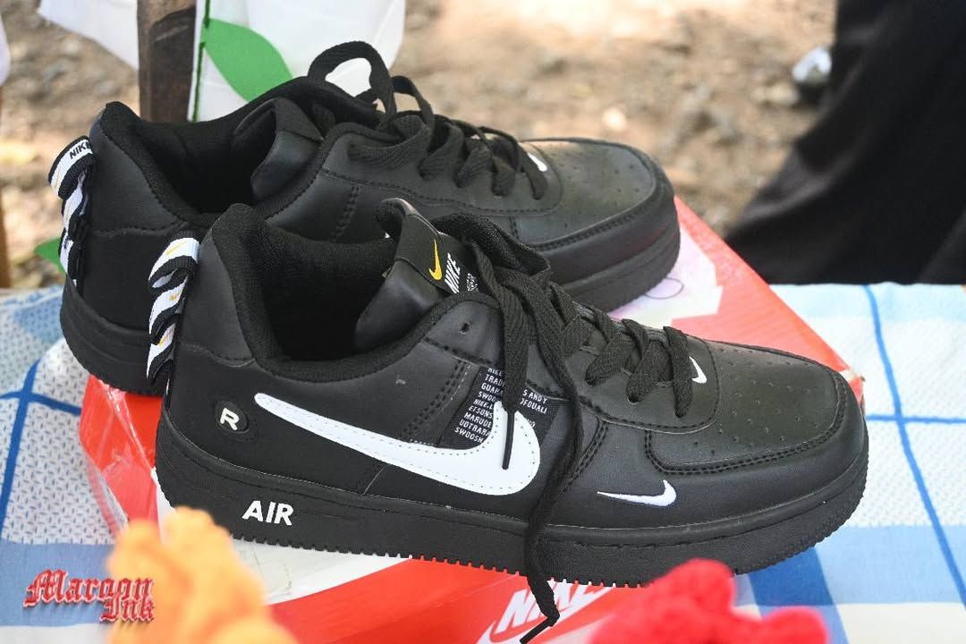 GARAGE SALE | Heads up, 'Ga!