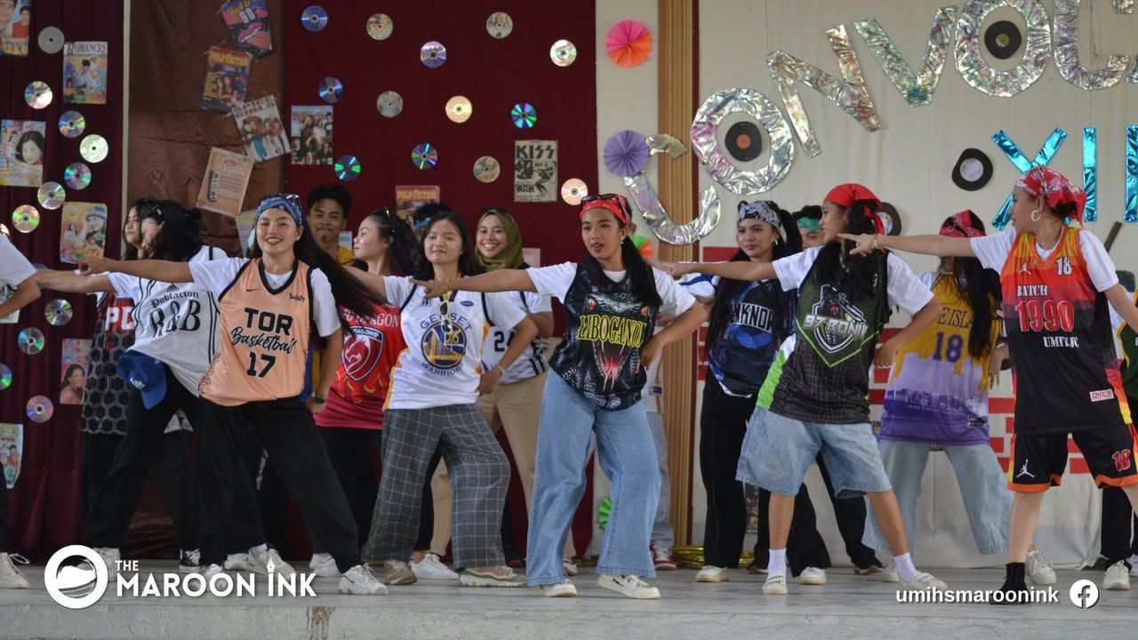 SHIP SAILS AT 90s | Grade 12 Students of UMIHS tied knots during this mo...