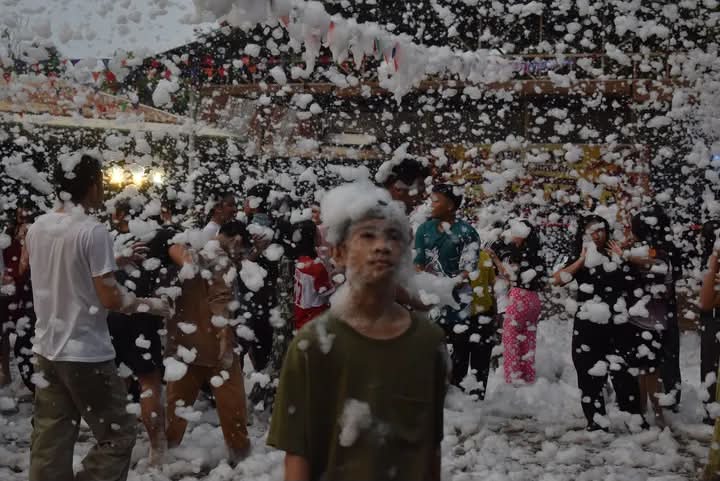 IN PHOTOS || Foam Party
