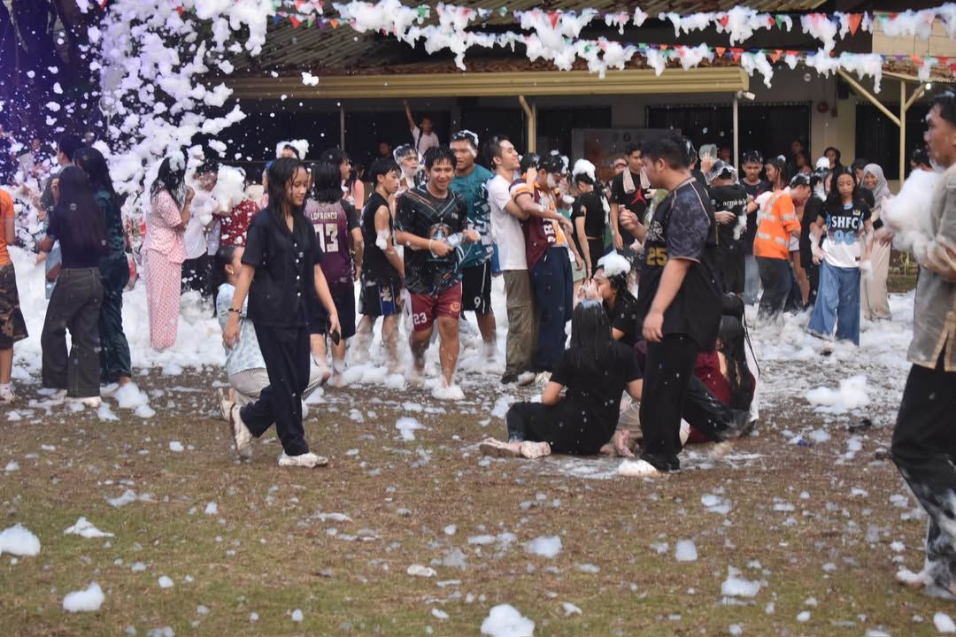 IN PHOTOS || Foam Party