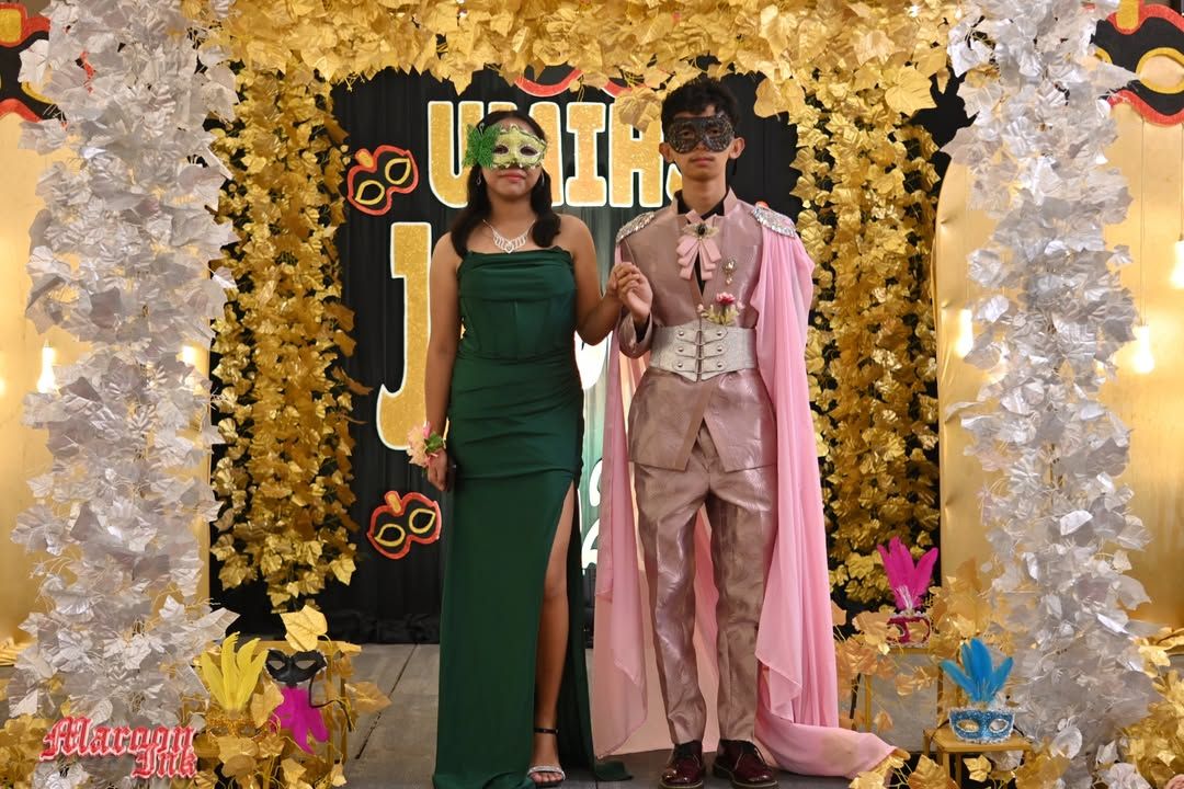 MASKS AND MEMORIES | Junior and Senior Promenade 2026 Shines at Apo View...