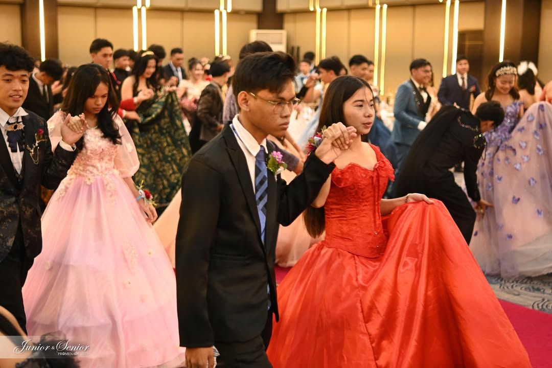 MAGIC UNFOLDS | UMIHS Junior and Senior Promenade 2025 Shines at Apo Vie...