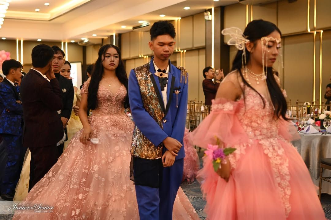 MAGIC UNFOLDS | UMIHS Junior and Senior Promenade 2025 Shines at Apo Vie...